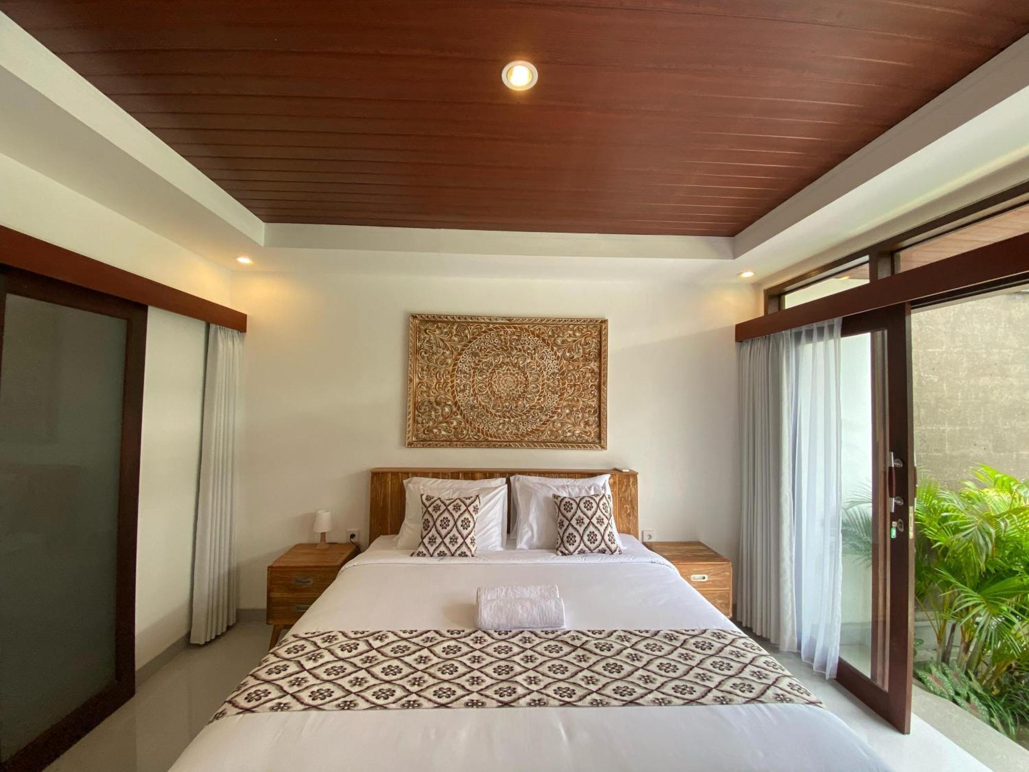 Villa Chic 2br Cozy & Private Pool At Bareng *