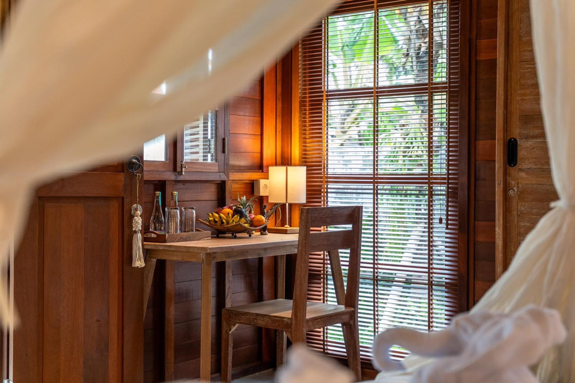 Kayu Senses - Private Around Endless Ricefield * Ubud (Bali)