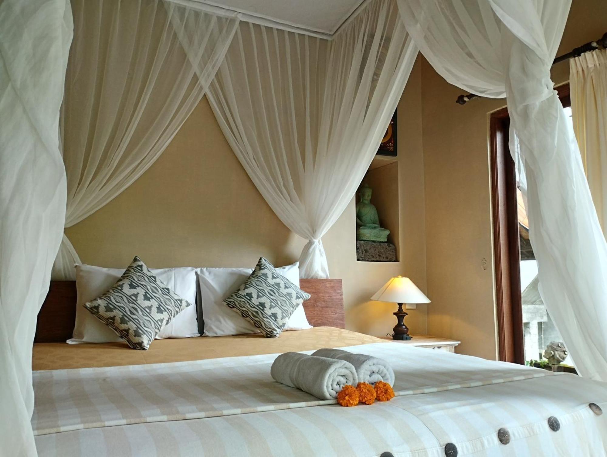 Bed & Breakfast Umah