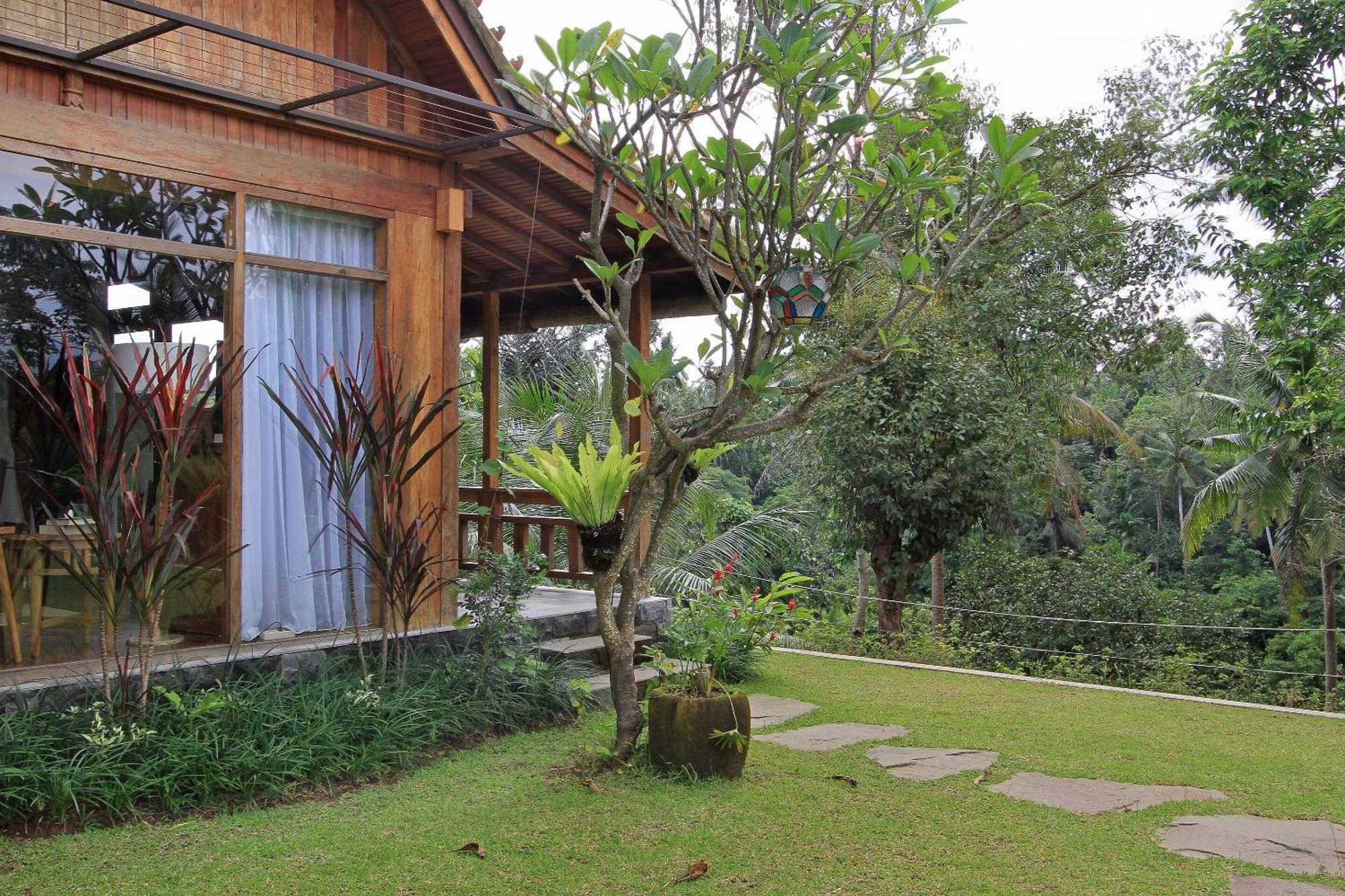 Belvilla Serene Hideaway Monkey Forest Villa *