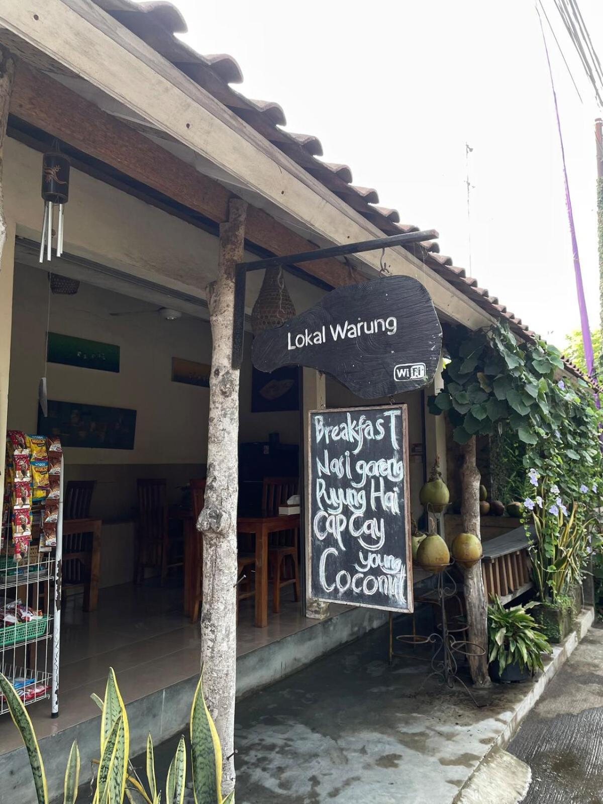 2br Jungle House In The Edge Of Apartment *