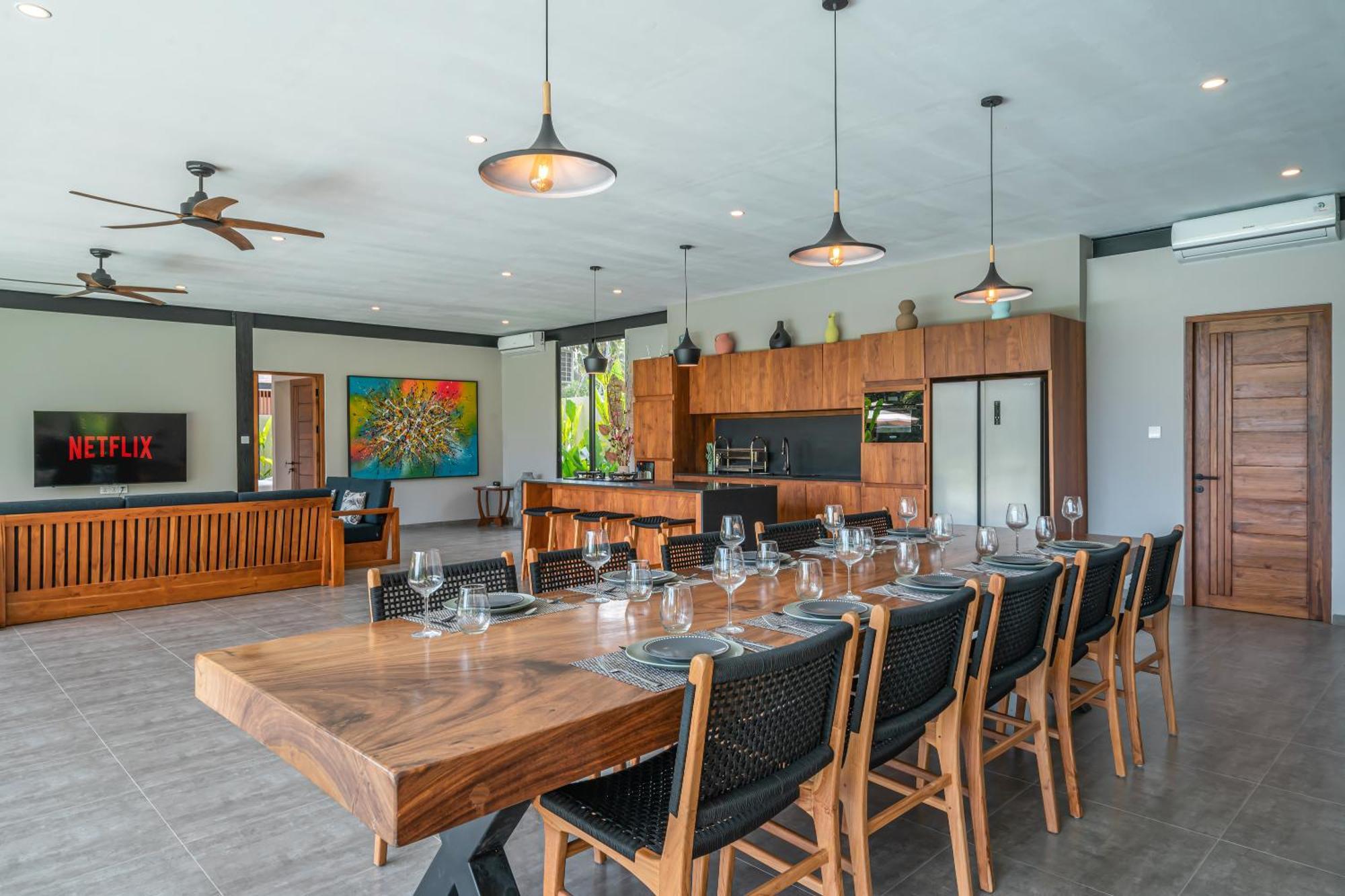 Villa Xanadu - Epic 5br Villa, Unreal Views & Large Pool!