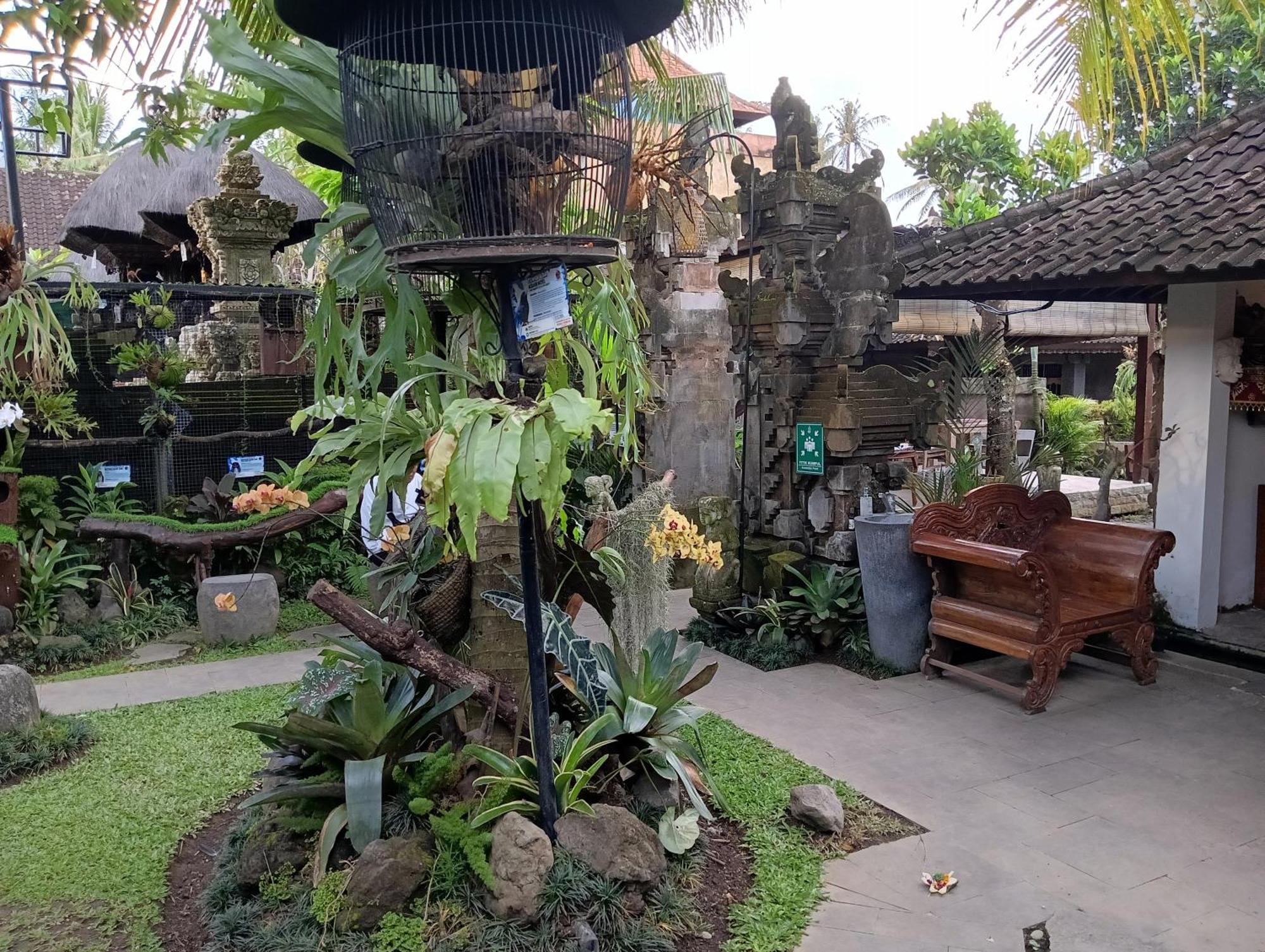 Liyer Spirit House