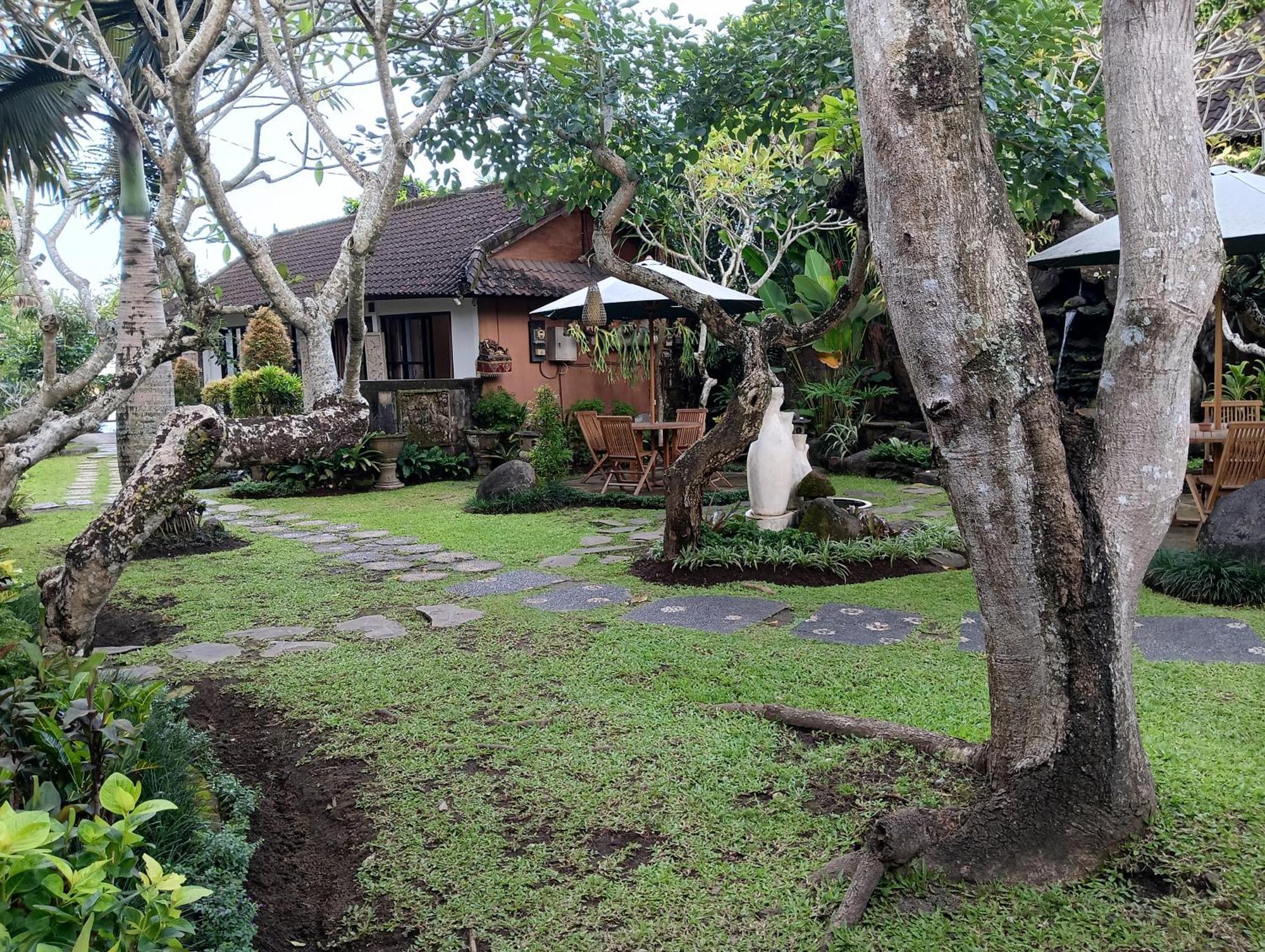 Liyer Spirit House Wisma tamu