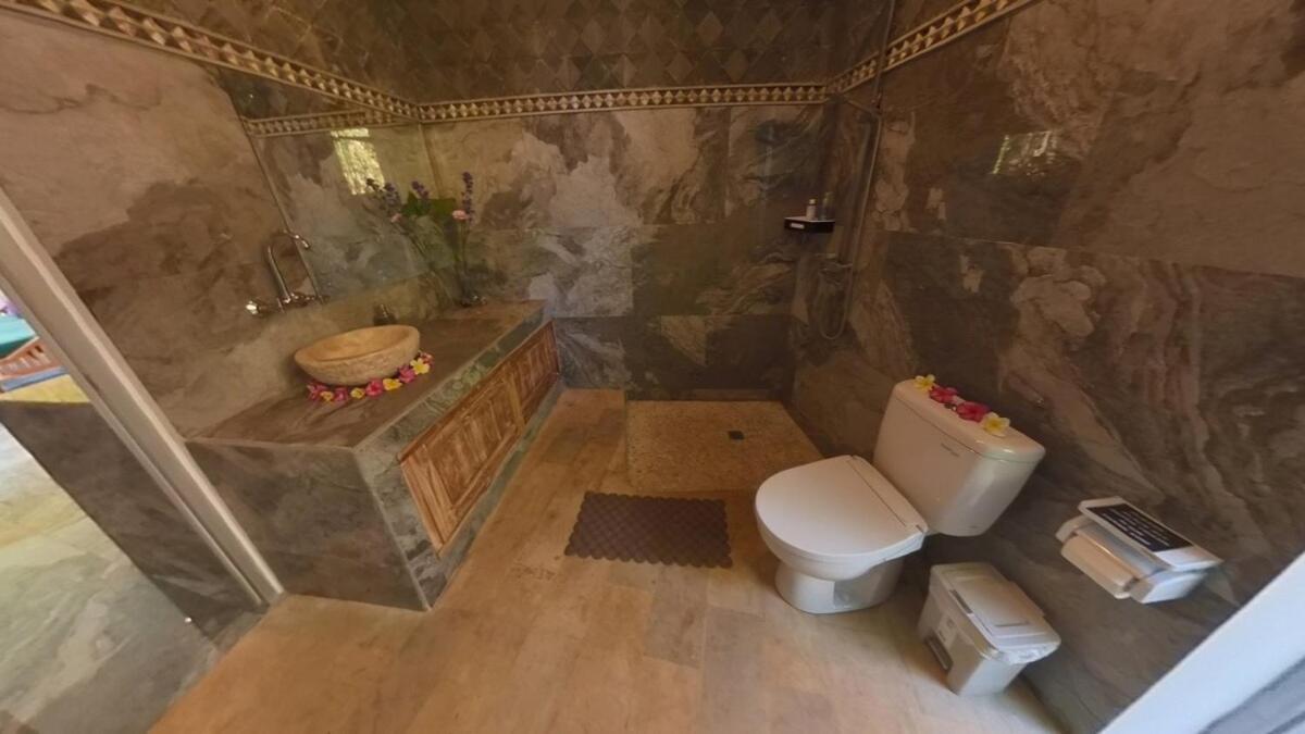 Villa River Song Bali Sayan 9 Br