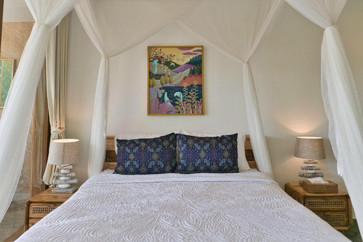 River Song Bali Sayan 9 Br Villa *