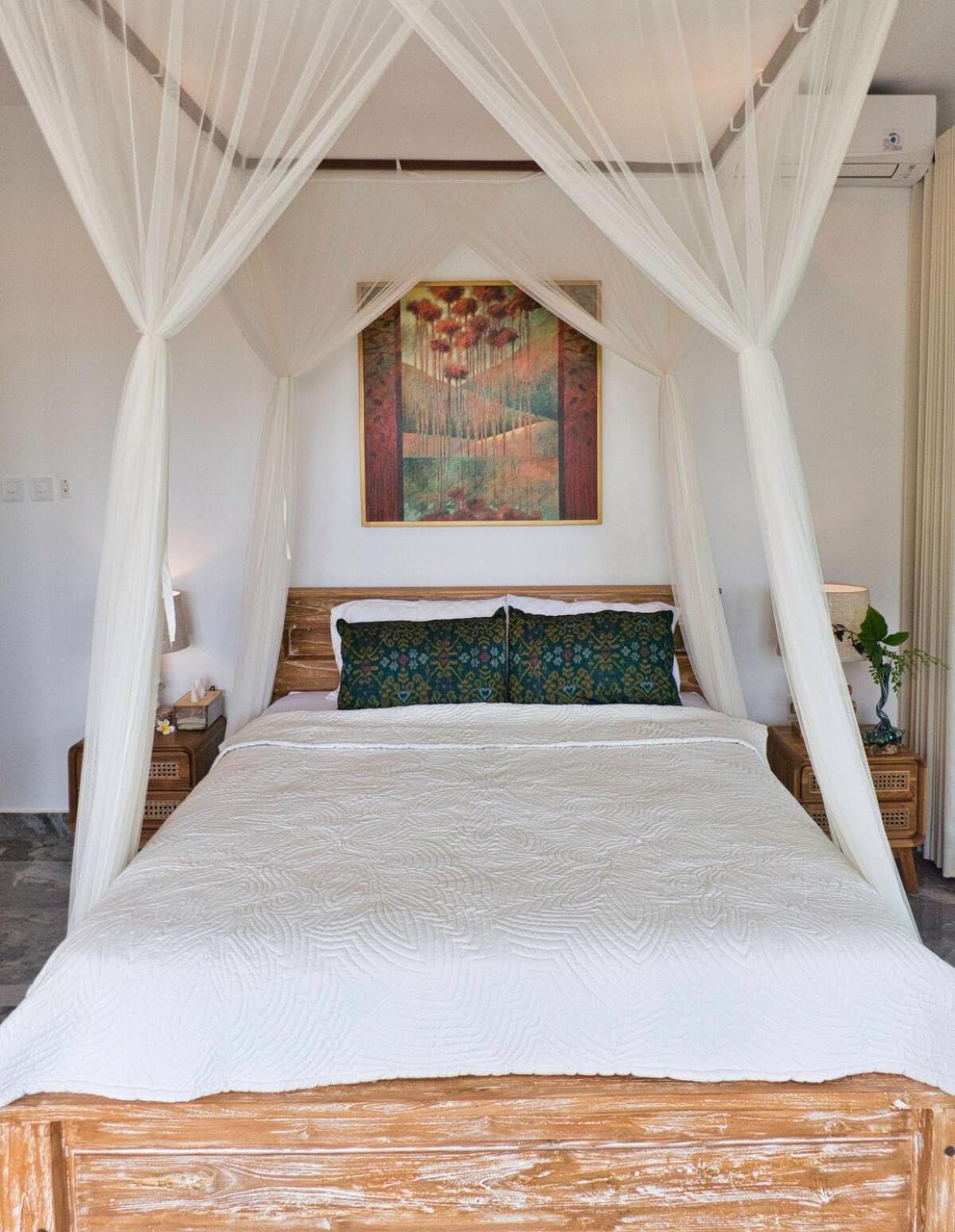 River Song Bali Sayan 9 Br Villa
