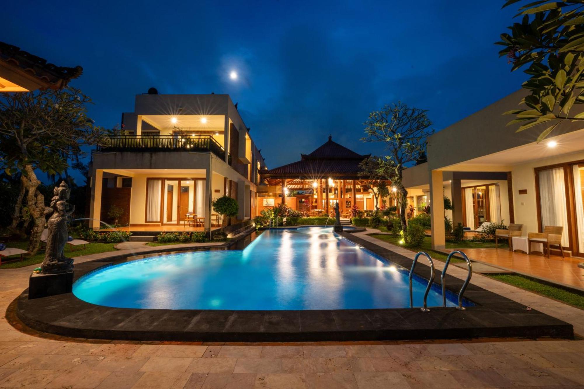 Casa Dewa Villa *