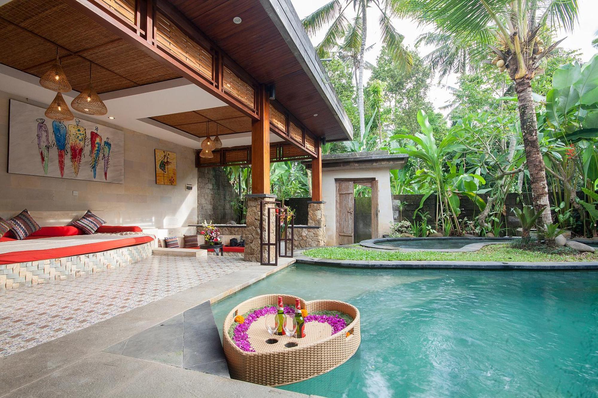 Villa Nidhi *