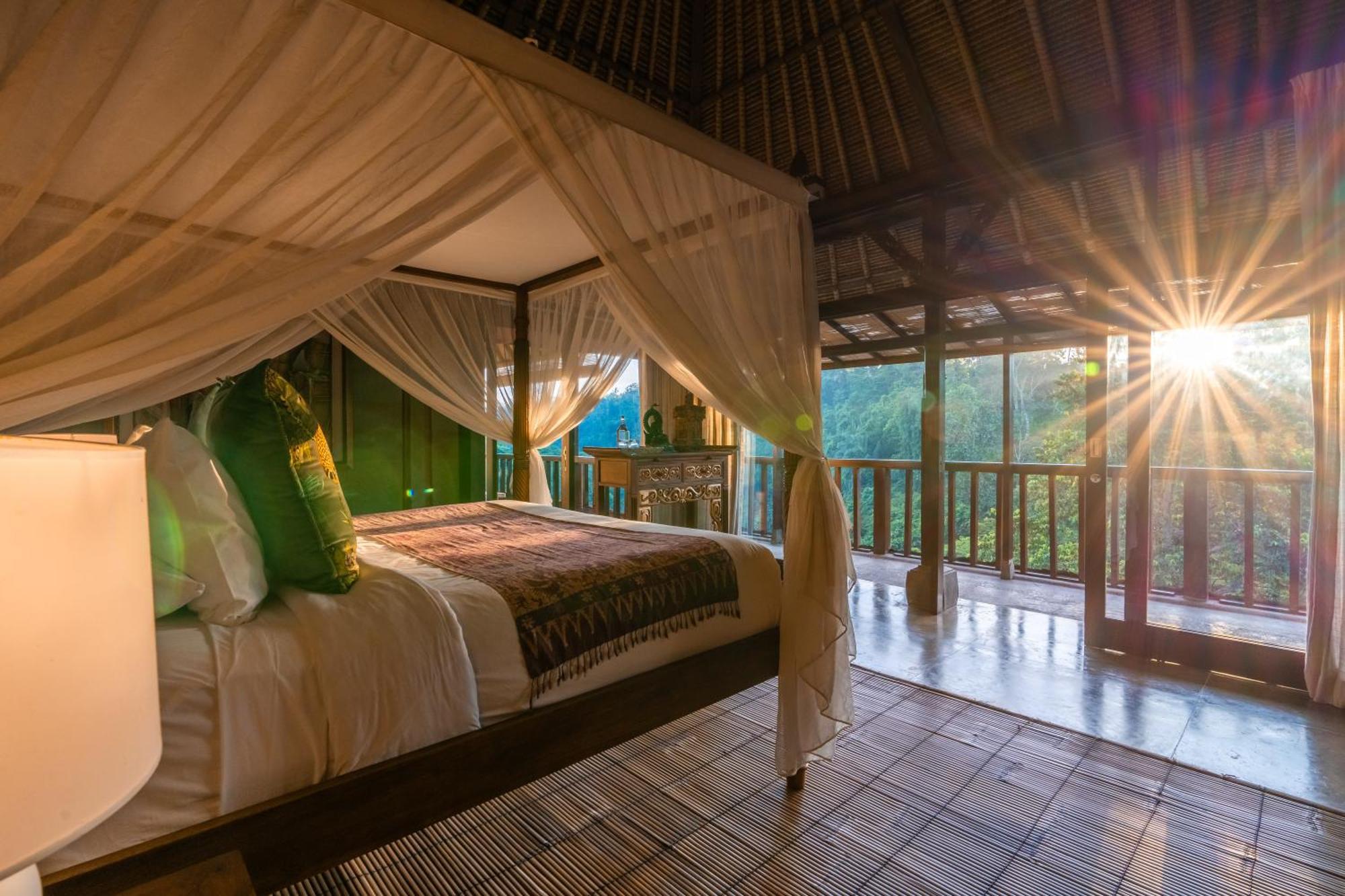 Sagitta Villa *