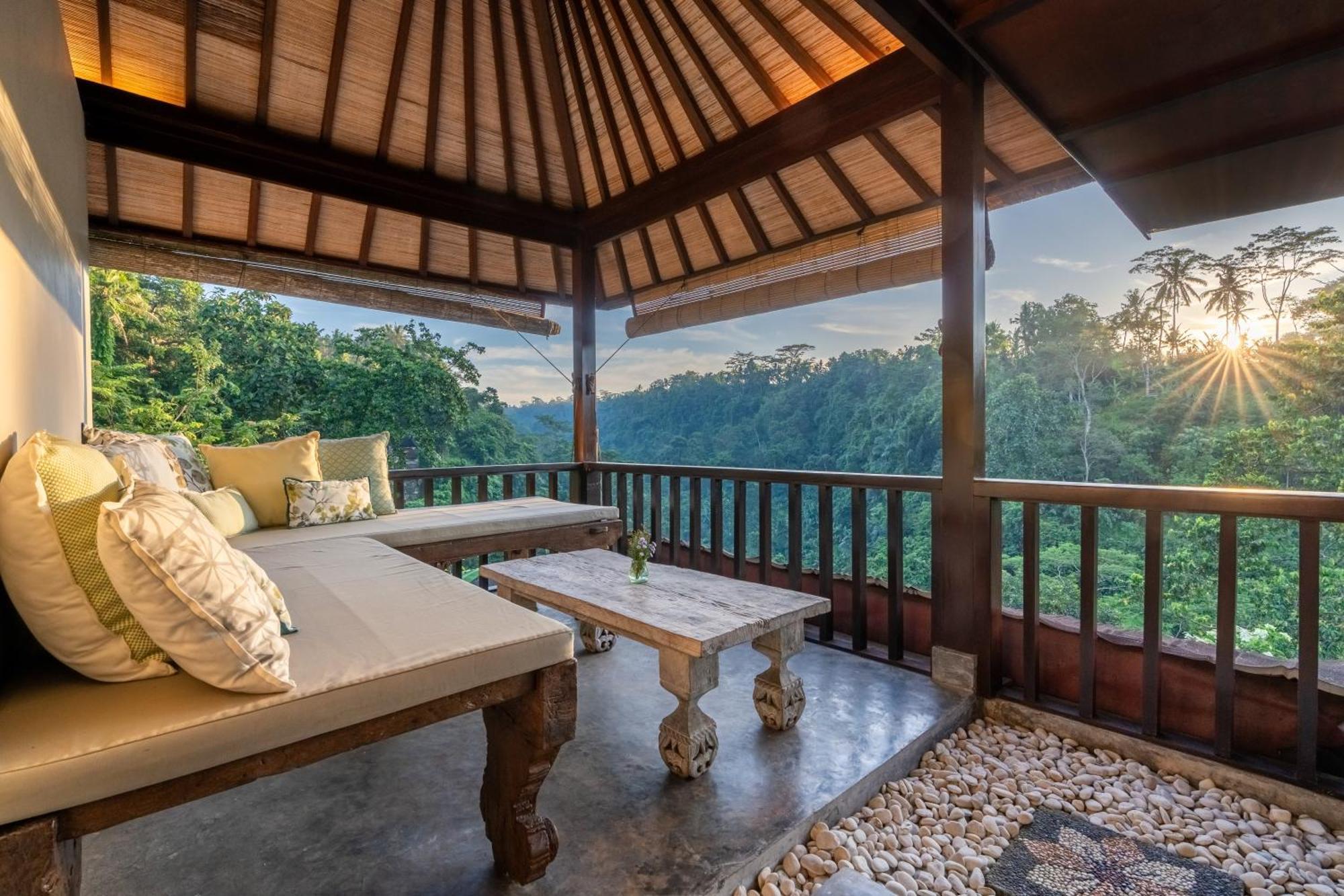 Sagitta Villa
