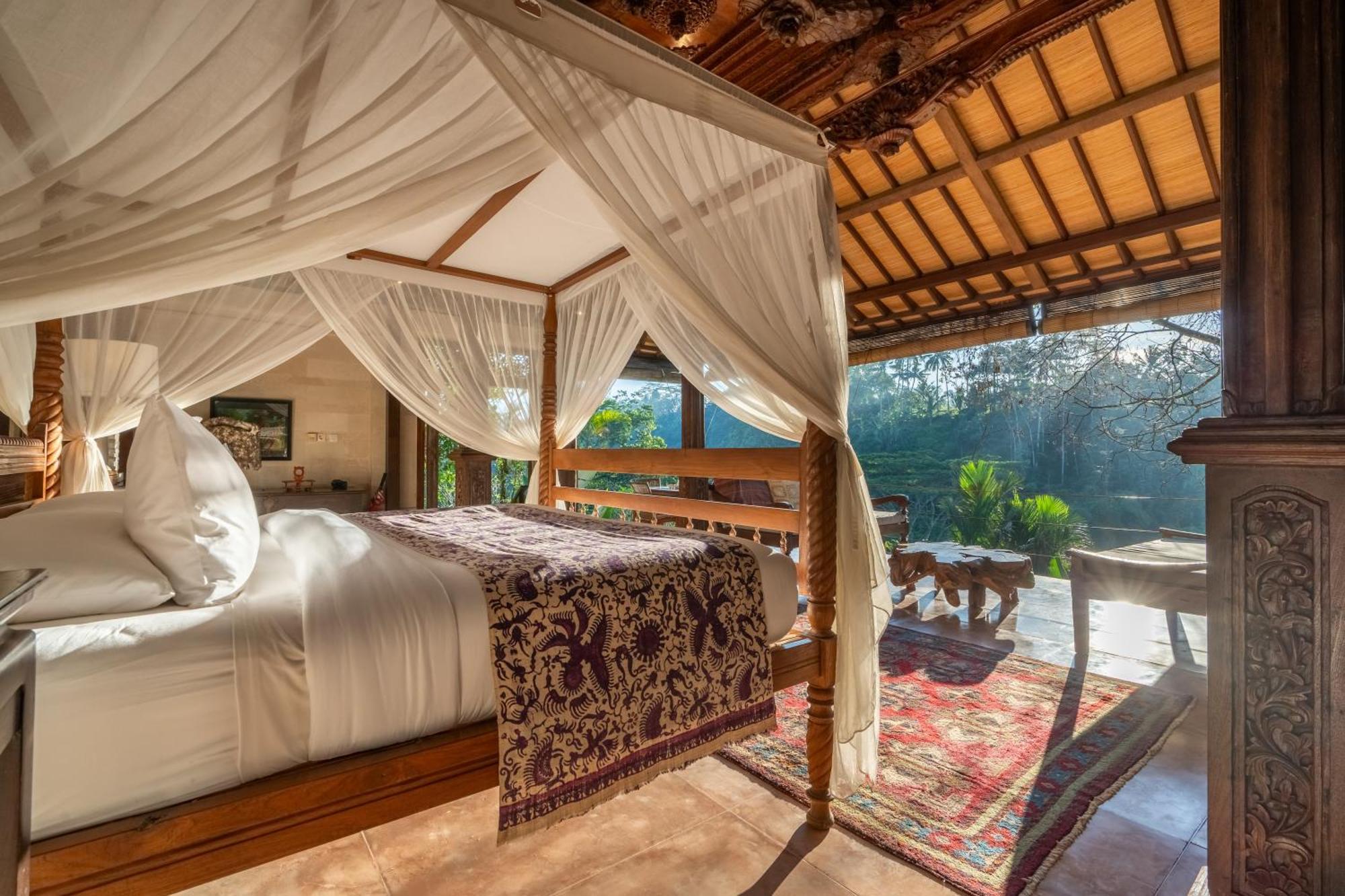 Sagitta Villa *