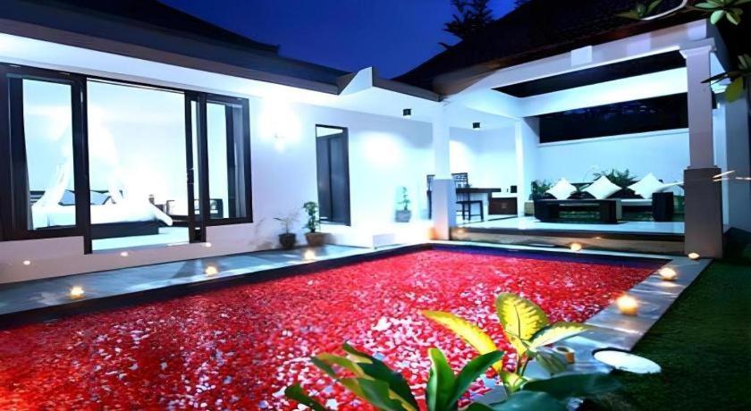 Evita Resort 4*