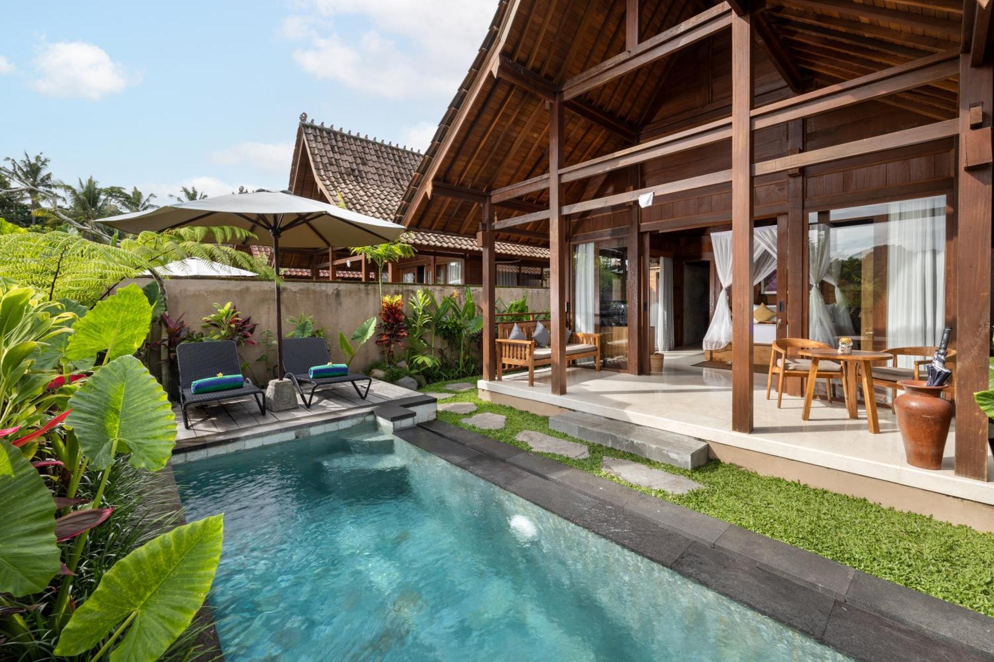 Villa Santris By Pramana