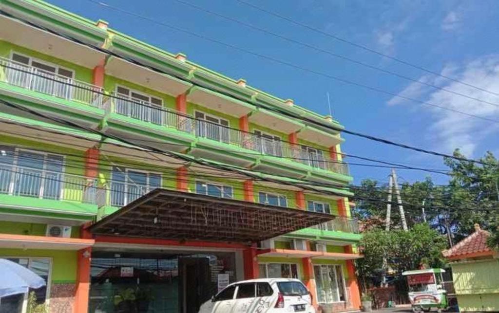 The Kanjeng Hotel 3*