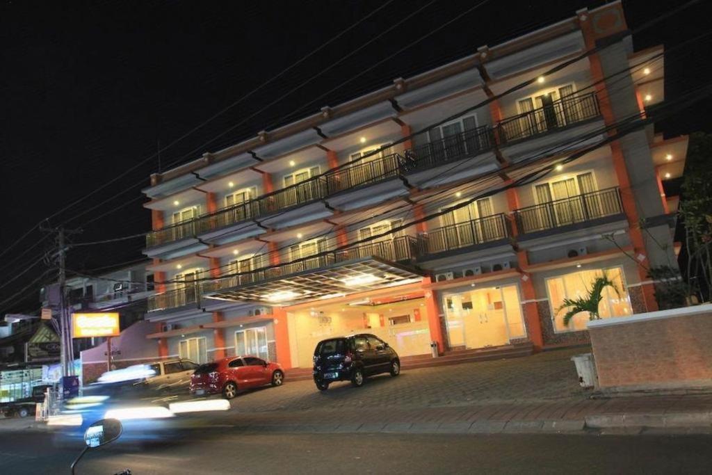Hotel The Kanjeng 3*