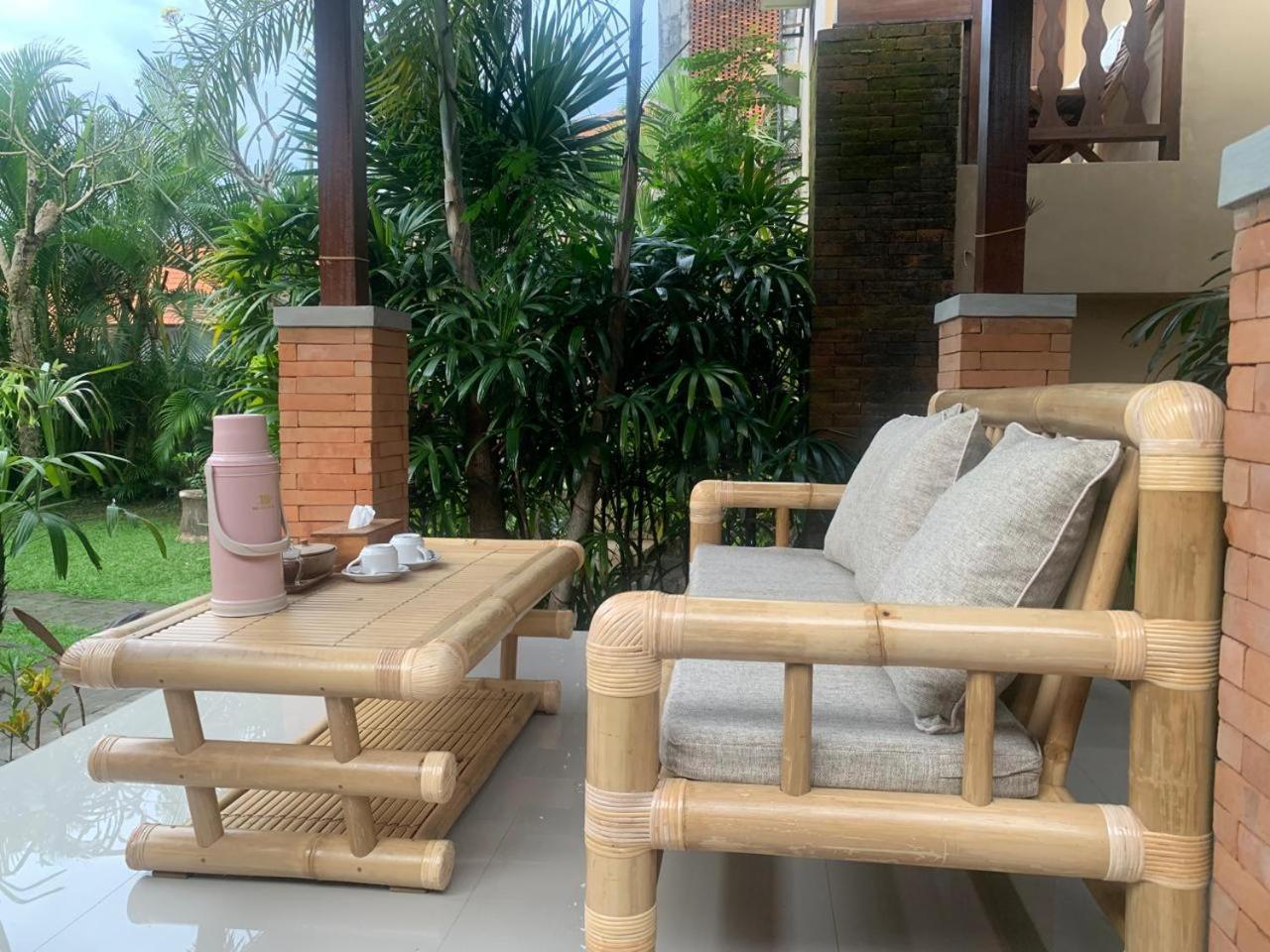 Sahadewa House Guest house 2*