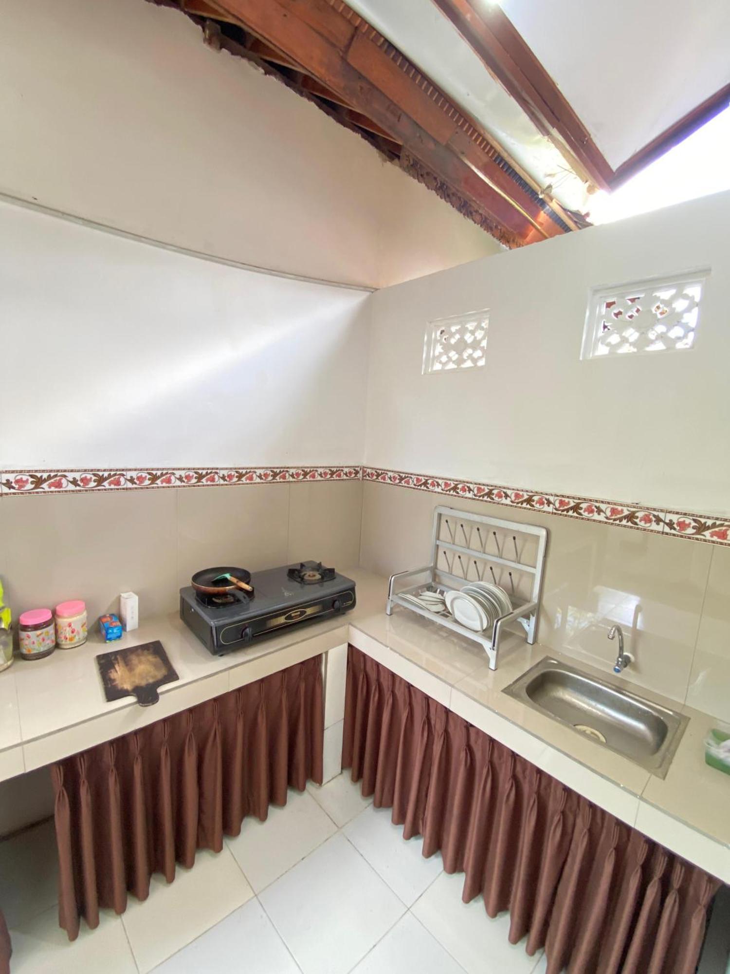 Guest house Malini *