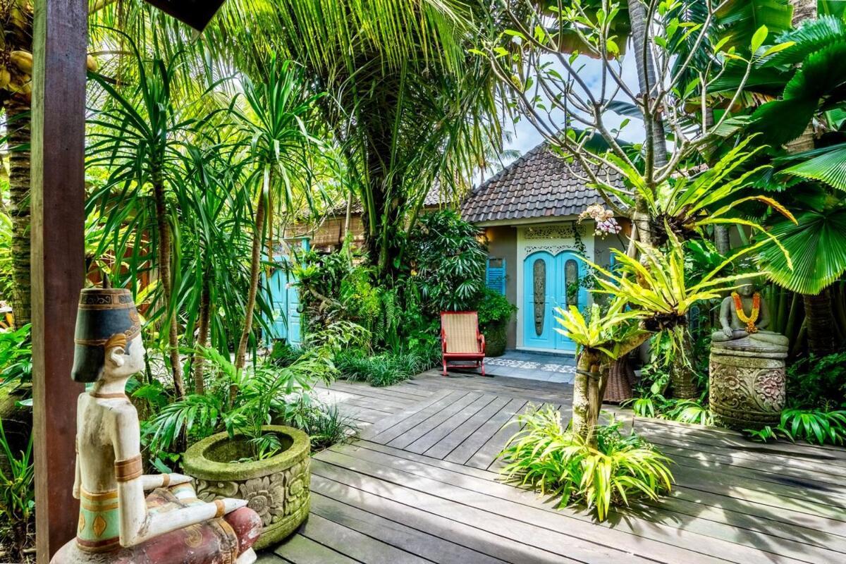 Villa Where Art And Relaxation Meet In Tropical Paradise *