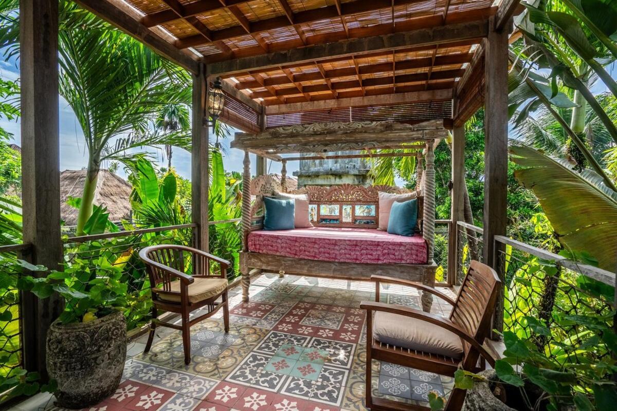 Where Art And Relaxation Meet In Tropical Paradise