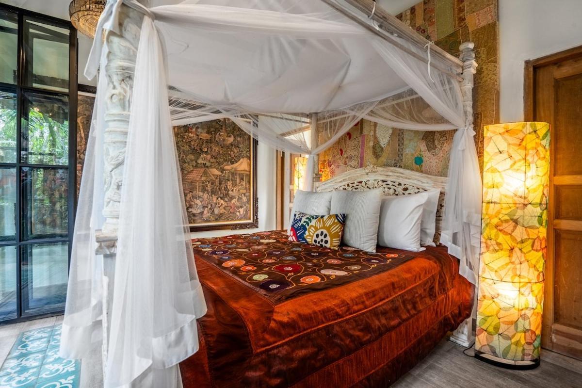 Villa Where Art And Relaxation Meet In Tropical Paradise