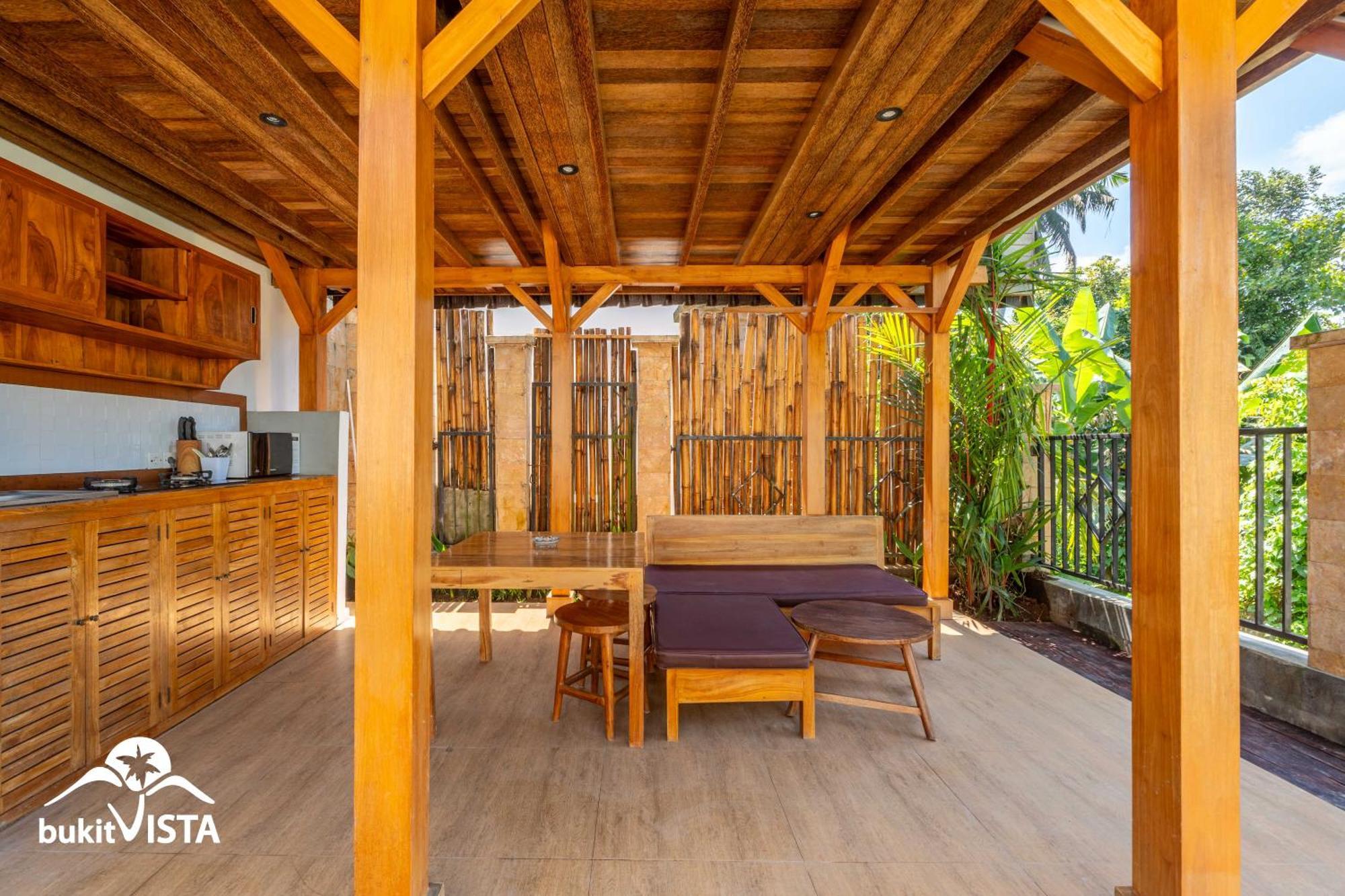 Pondok Nini Bungalow By Bukit Vista Lodge *