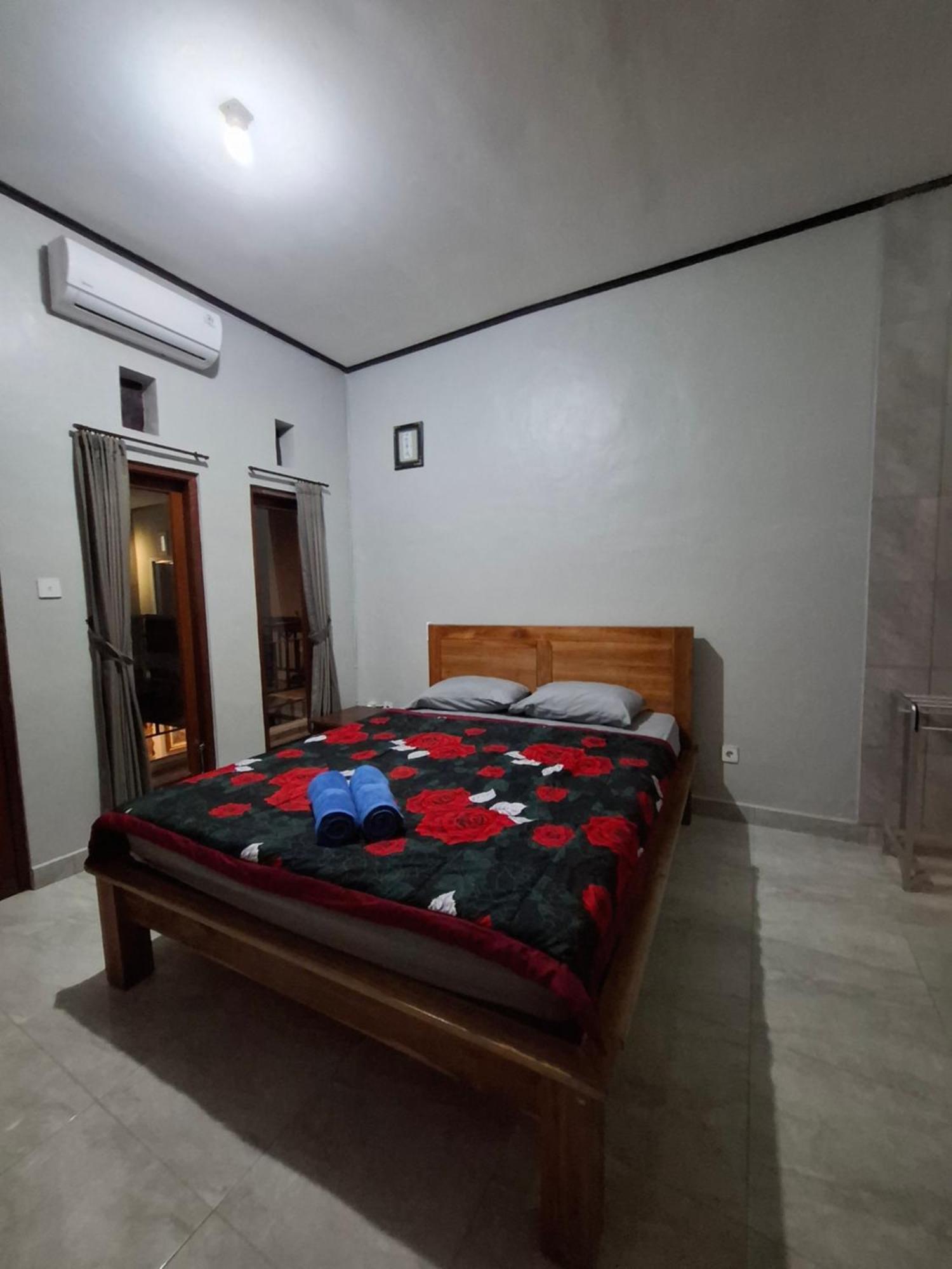Privatunterkunft Gending Sari House *