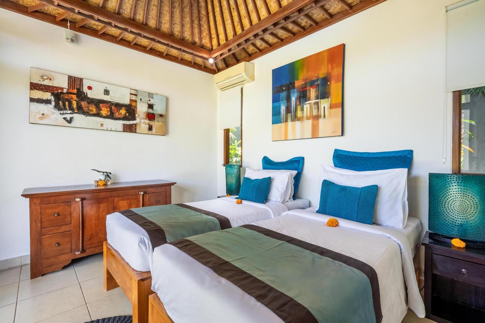 Romantica Villa *