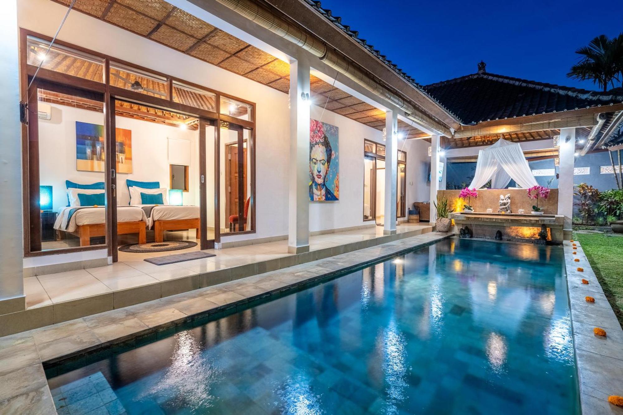 Romantica Villa *