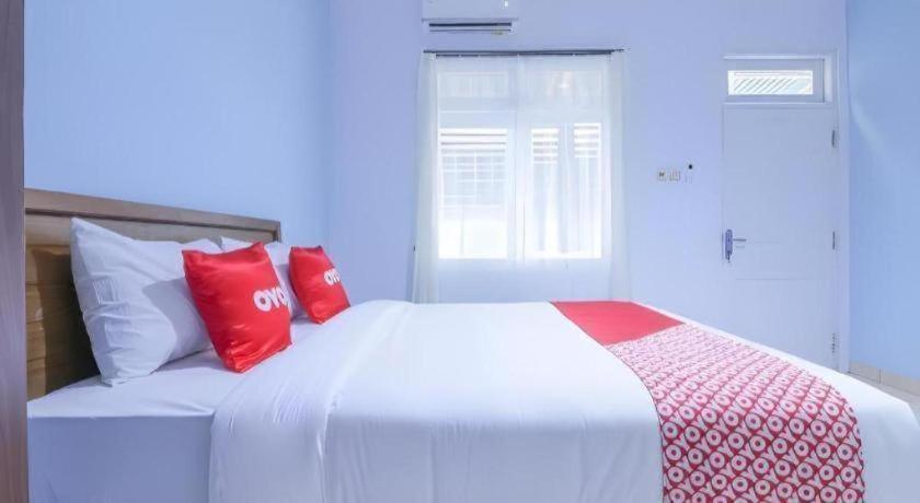 Oyo 1755 De'balcon Near Ngurah Rai Airport 2*