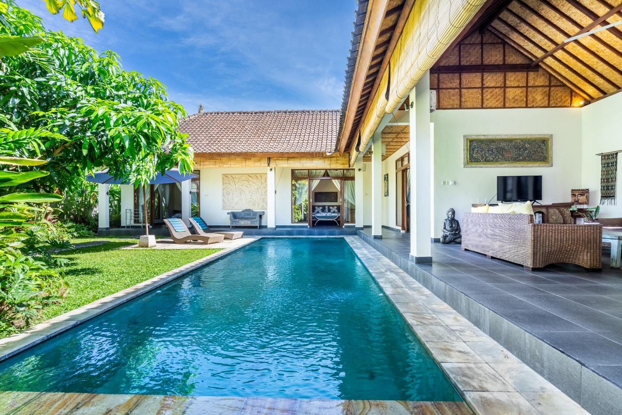 Heliconia Villa