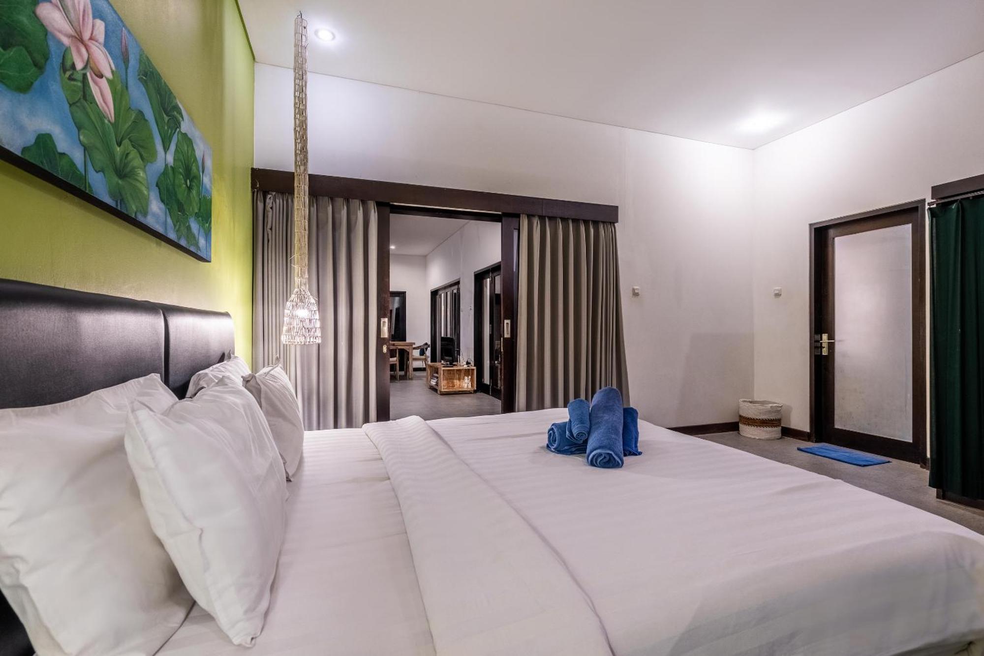 Residences 888 - Complex Private With Pools Villa