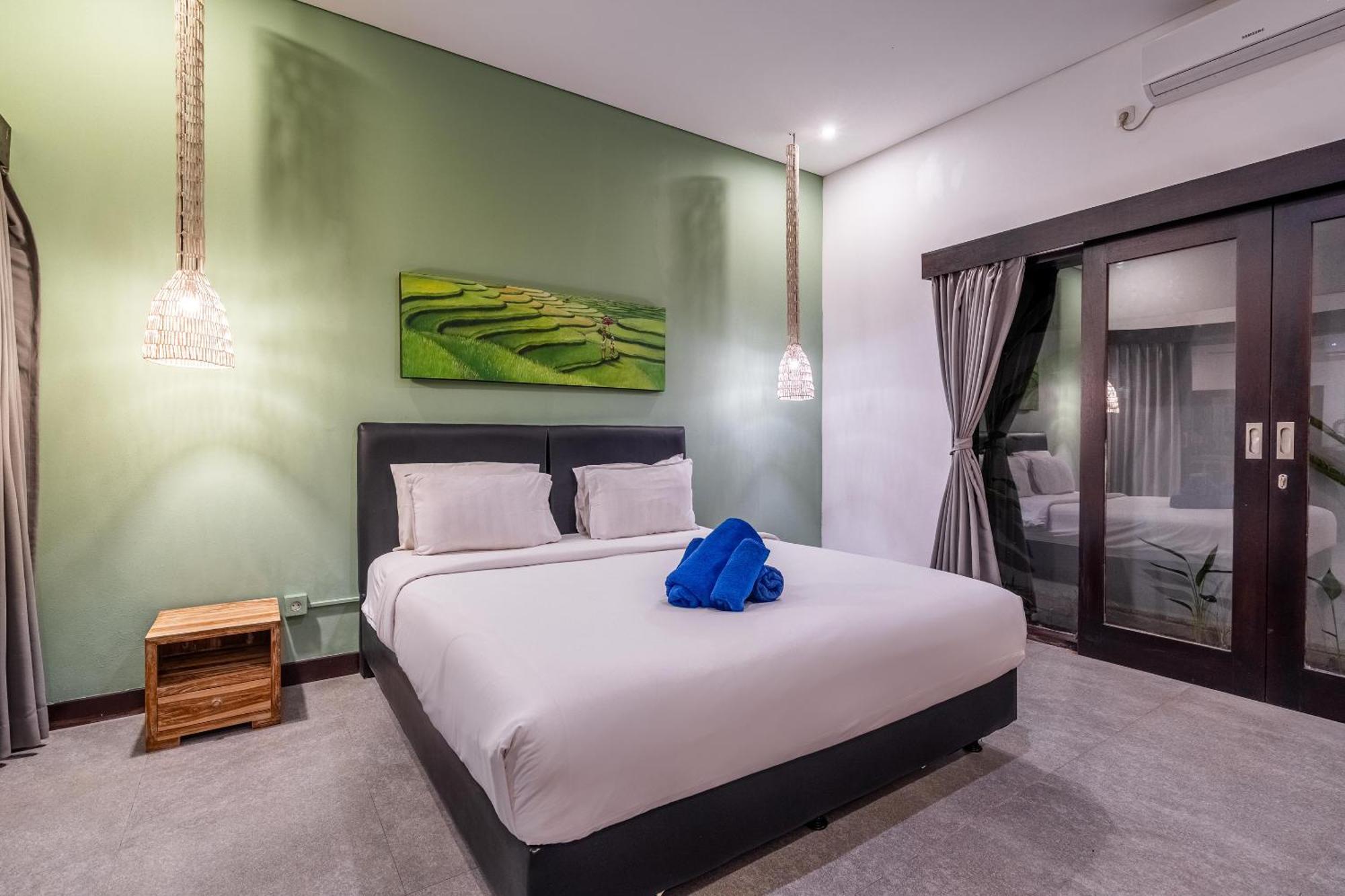 Residences 888 - Complex Private With Pools Villa