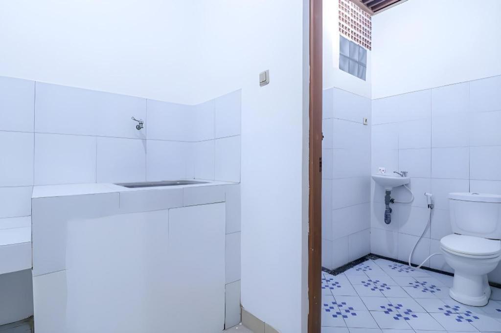Oyo 1755 De'balcon Near Ngurah Rai Airport Hotel Ubud
