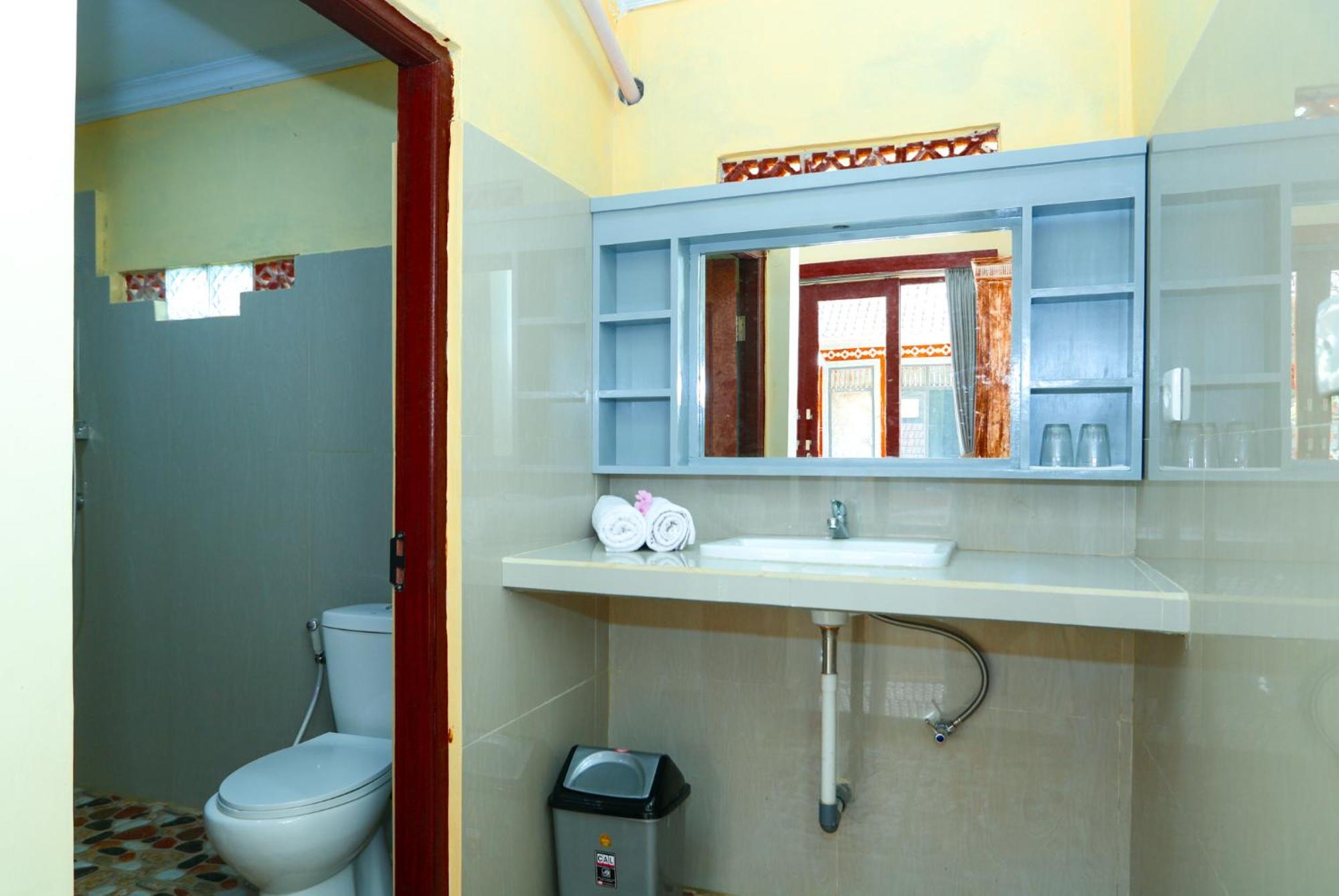 Guest house Vaneka Garden House 2*