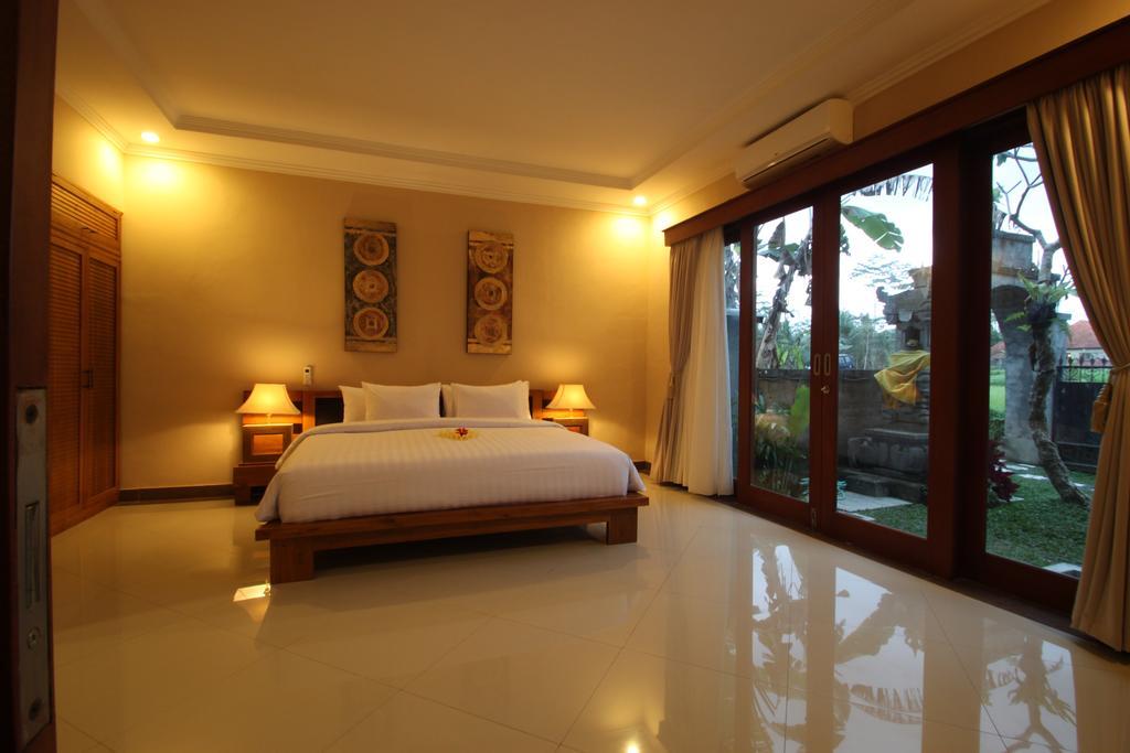 Wates Sari Gasthuis 3*
