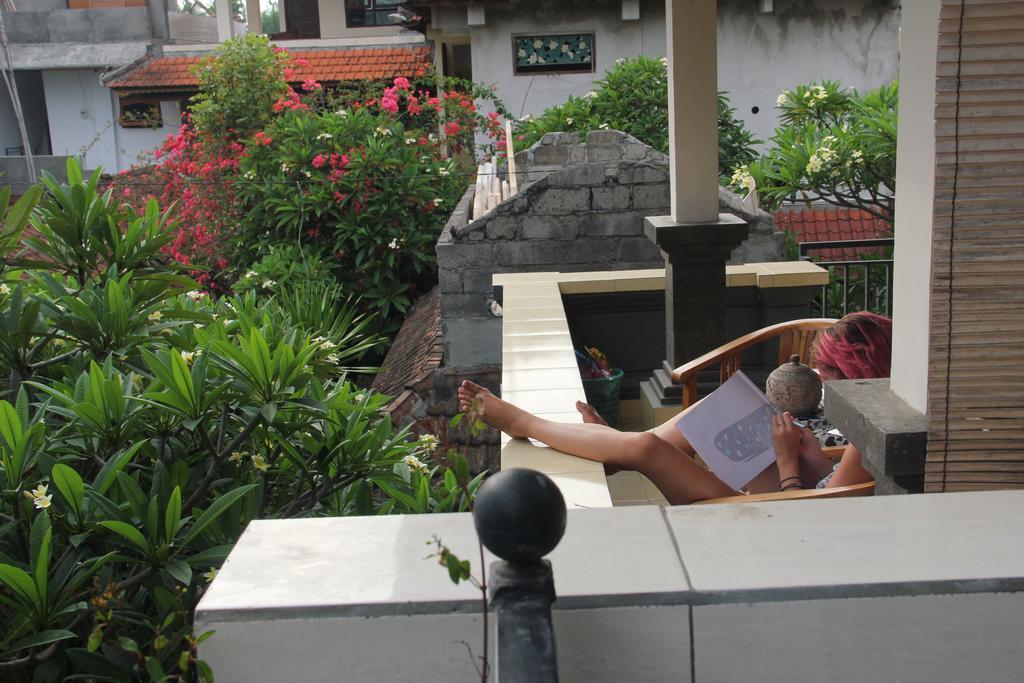 Kabera House 2 *