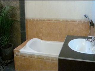 Ketekung Apartment