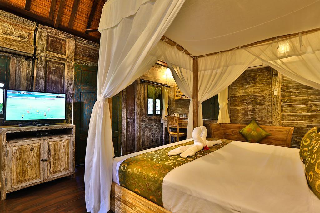 Nini * Ubud (Bali)