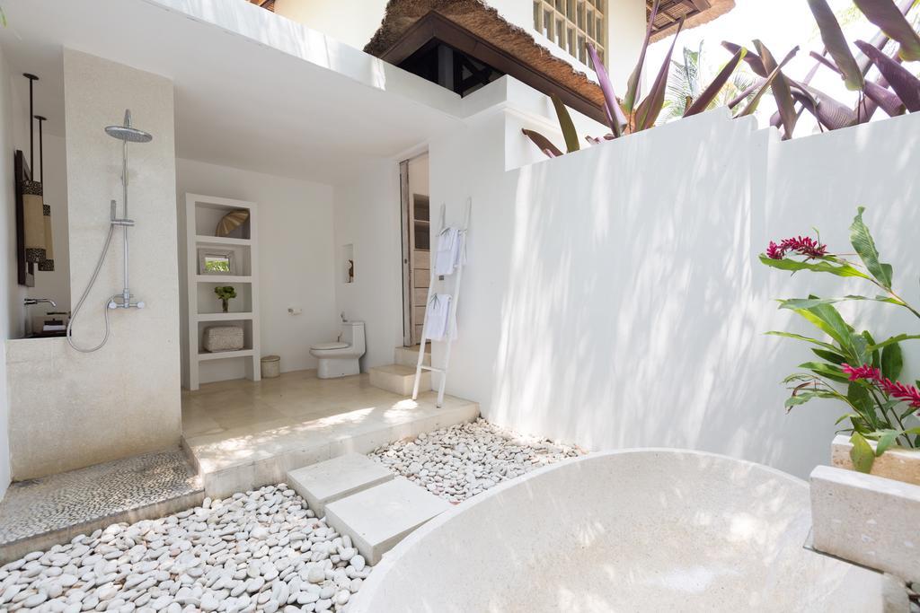 New Moon Villa *