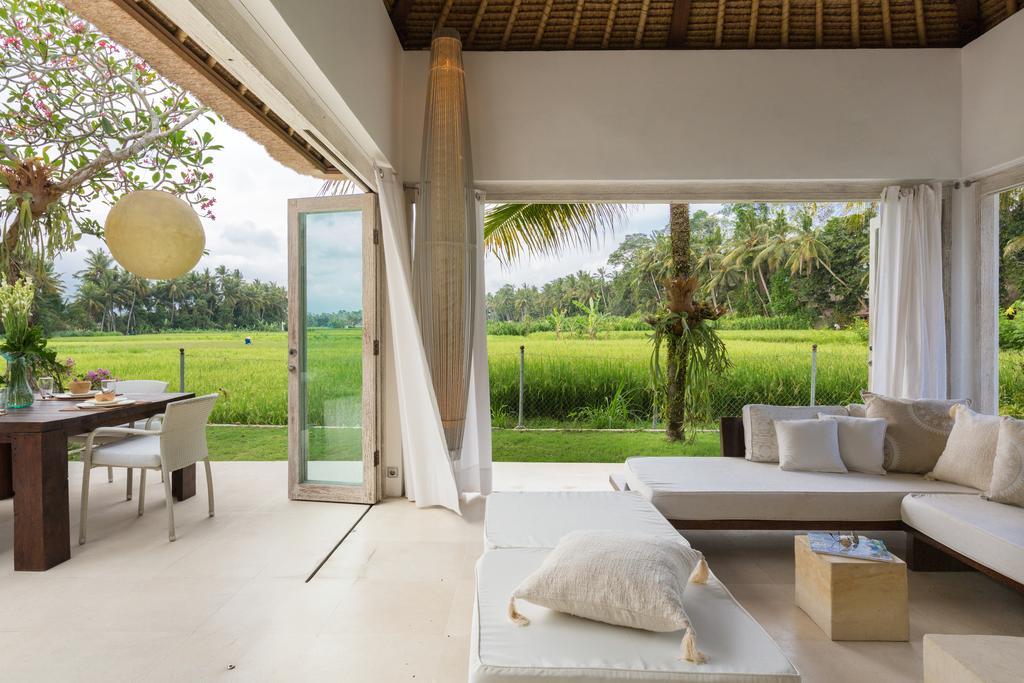 New Moon Villa *