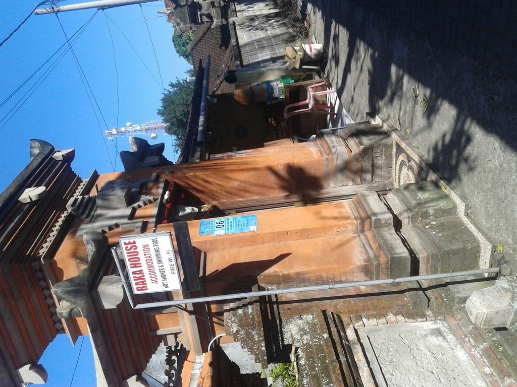Raka House