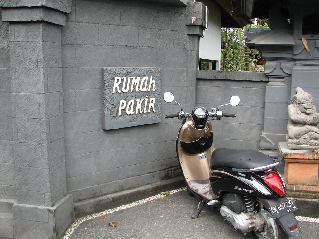 Dormy Rumah Pakir Hostel