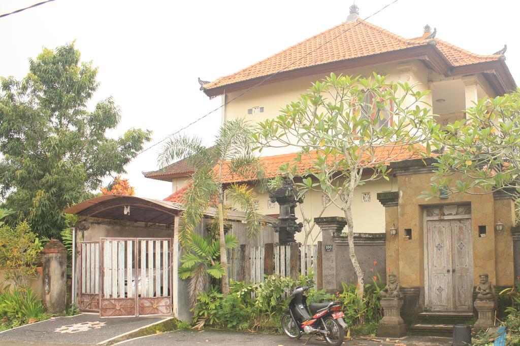 Pondok Loris 2*