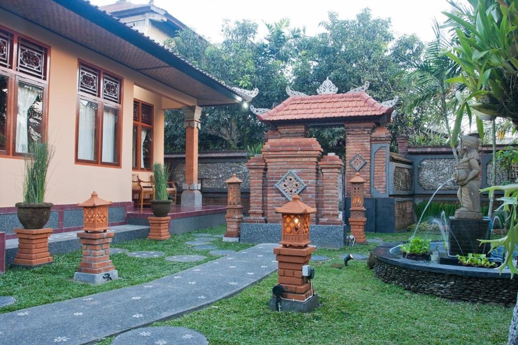 Pondok Oka Homestay Guest house