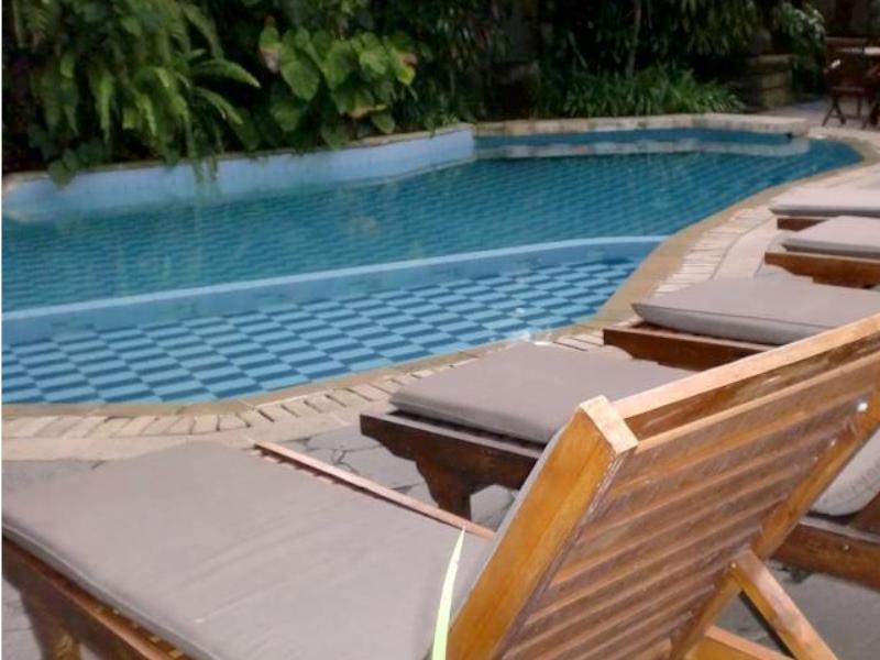 Hotel Adi