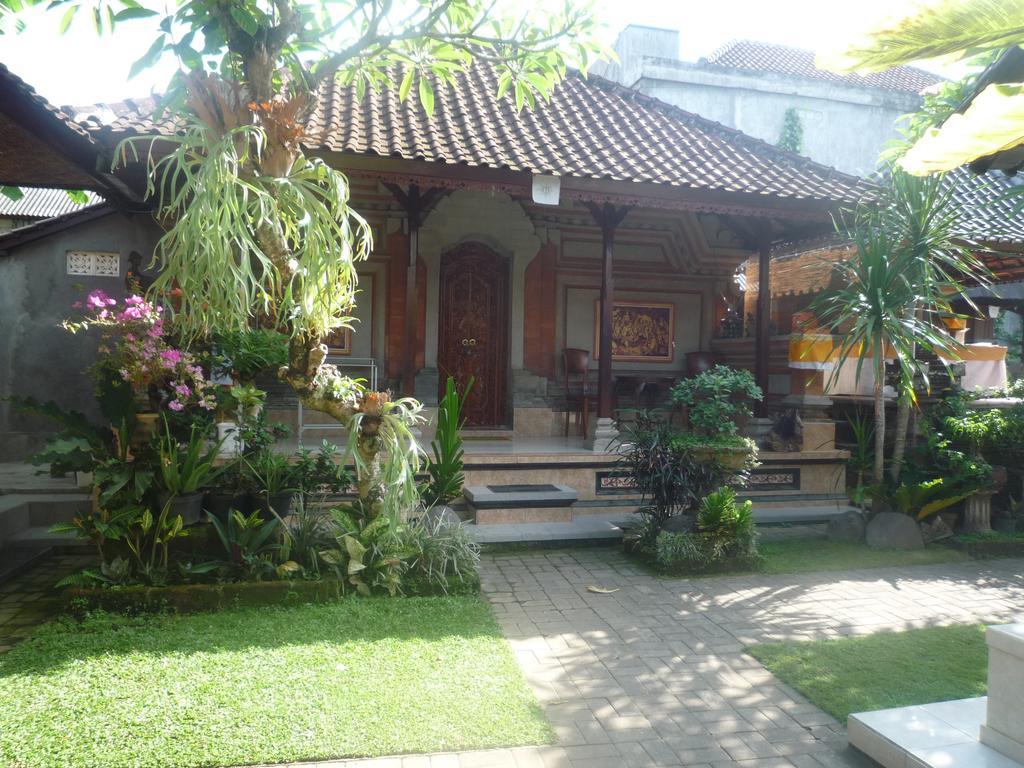 Shindu Guest house 2*