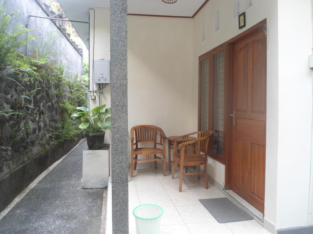 Sintya Homestay *