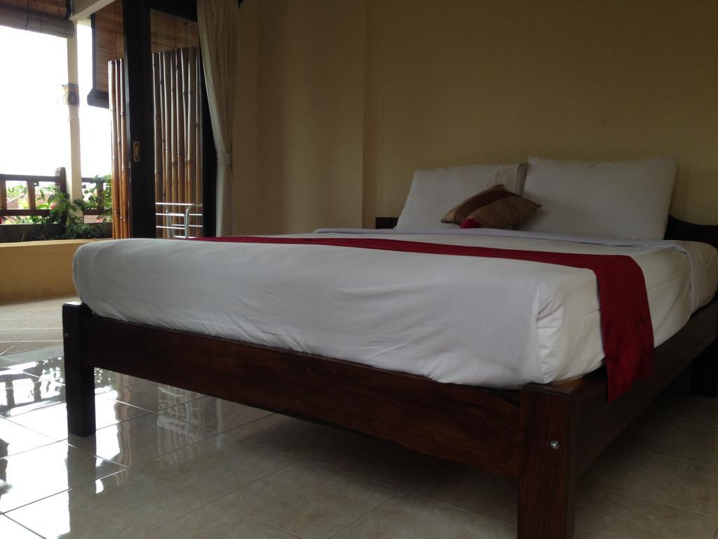 Mertha House Rumah tetamu 2*