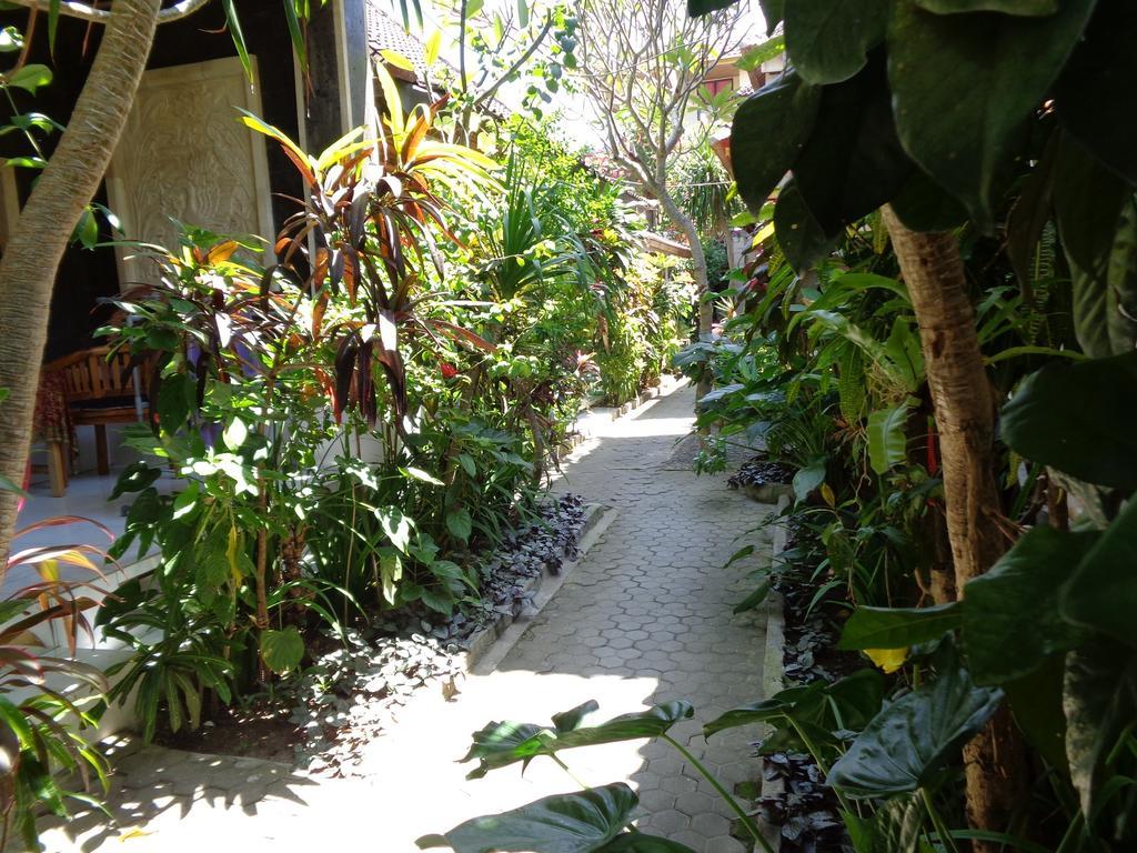 Homestay Kabera House 2 *